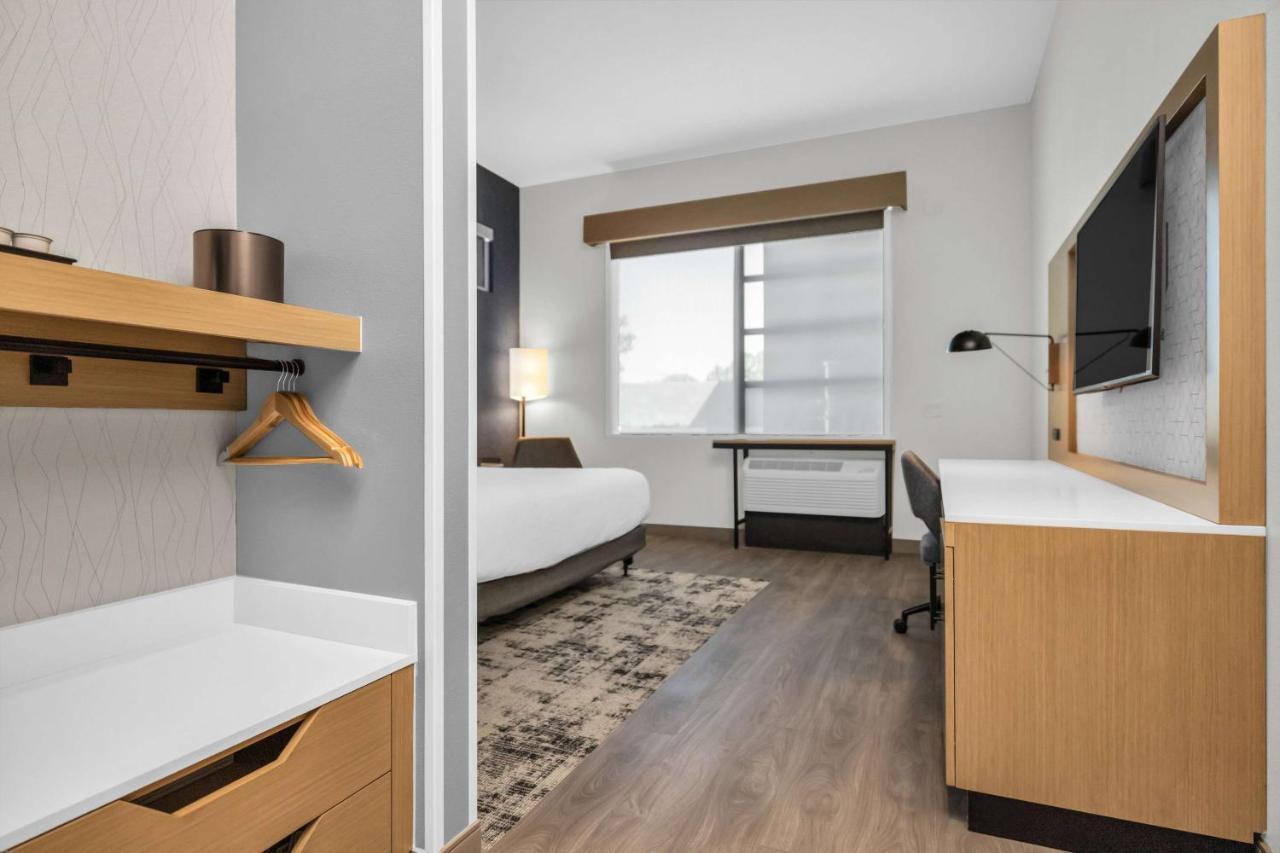 La Quinta Inn & Suites By Wyndham San Jose Airport-Downtown Extérieur photo