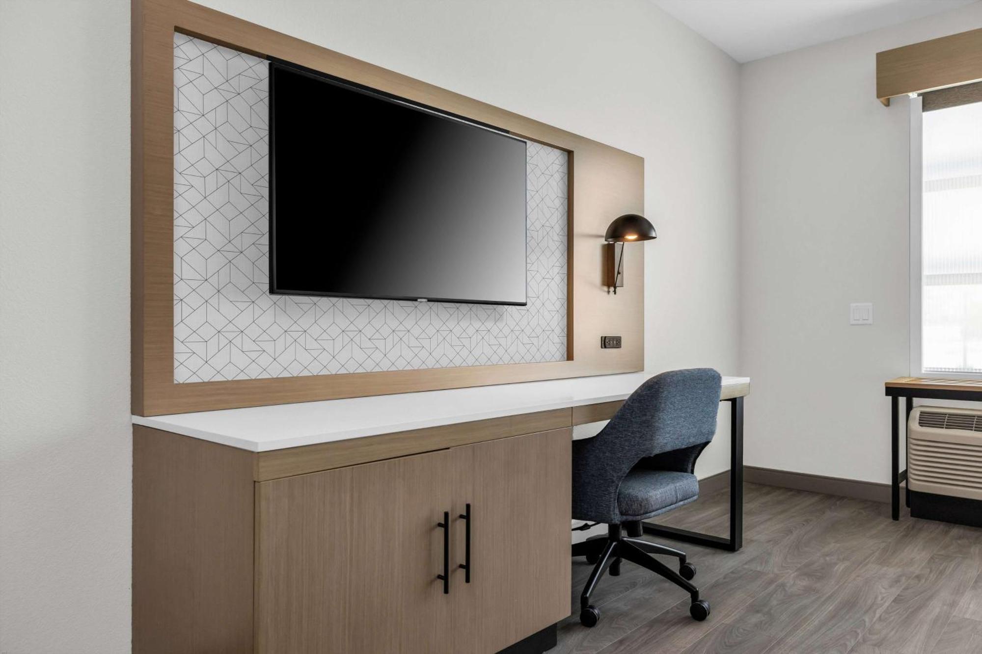 La Quinta Inn & Suites By Wyndham San Jose Airport-Downtown Extérieur photo