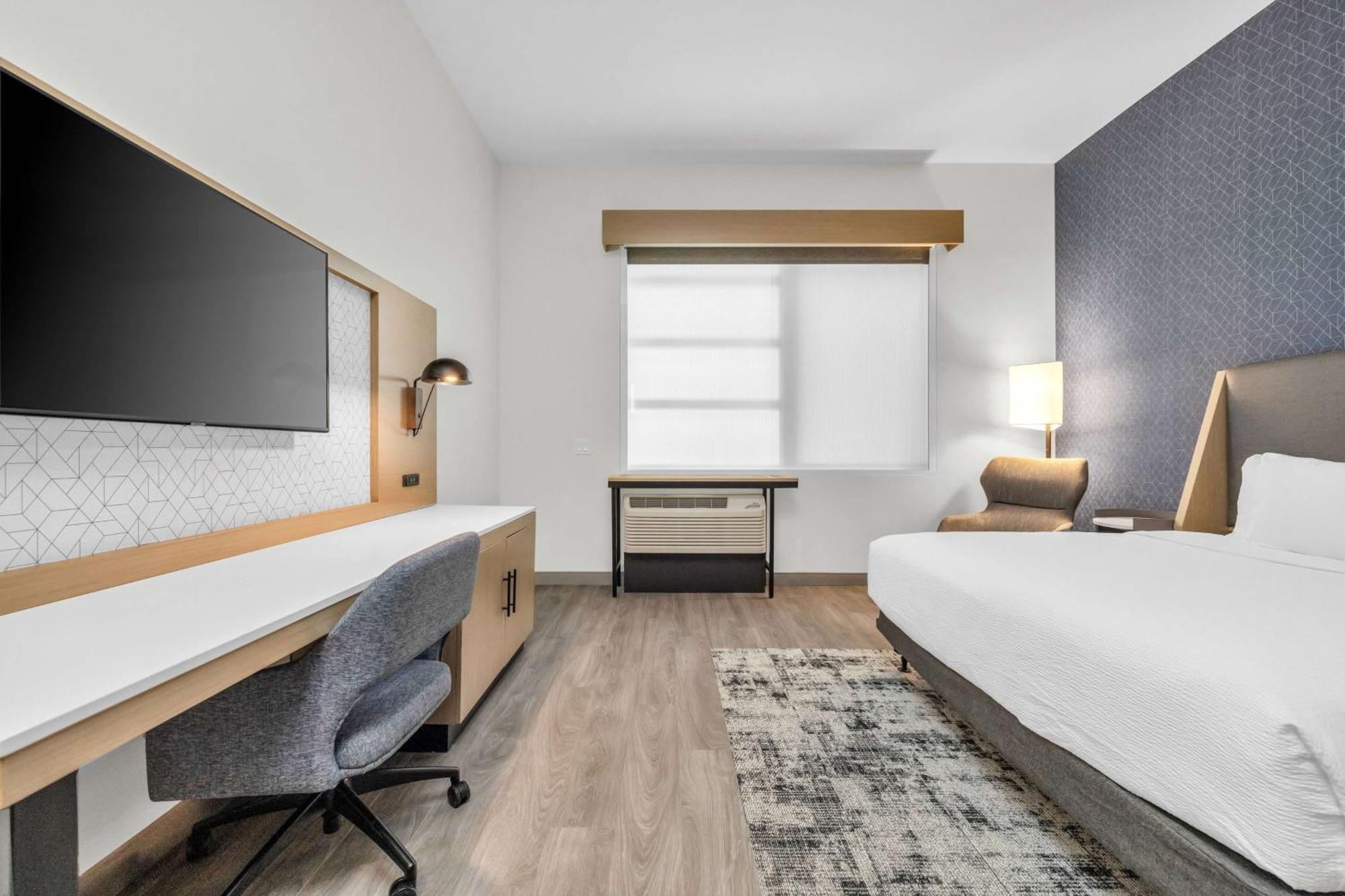 La Quinta Inn & Suites By Wyndham San Jose Airport-Downtown Extérieur photo